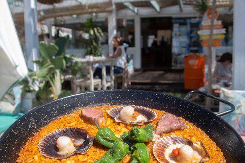 Comida mediterranea - Café del Mar Beach